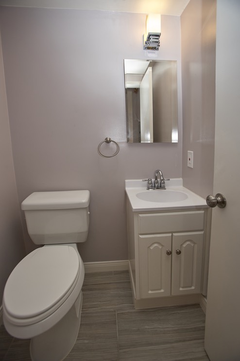 1507 Unit 1 half Bath