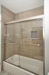 2nd Bathroom Tub