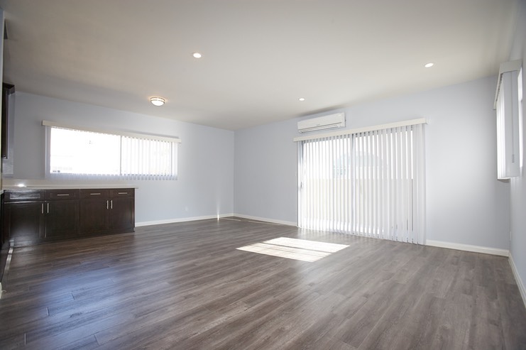 Living Room, Balcony